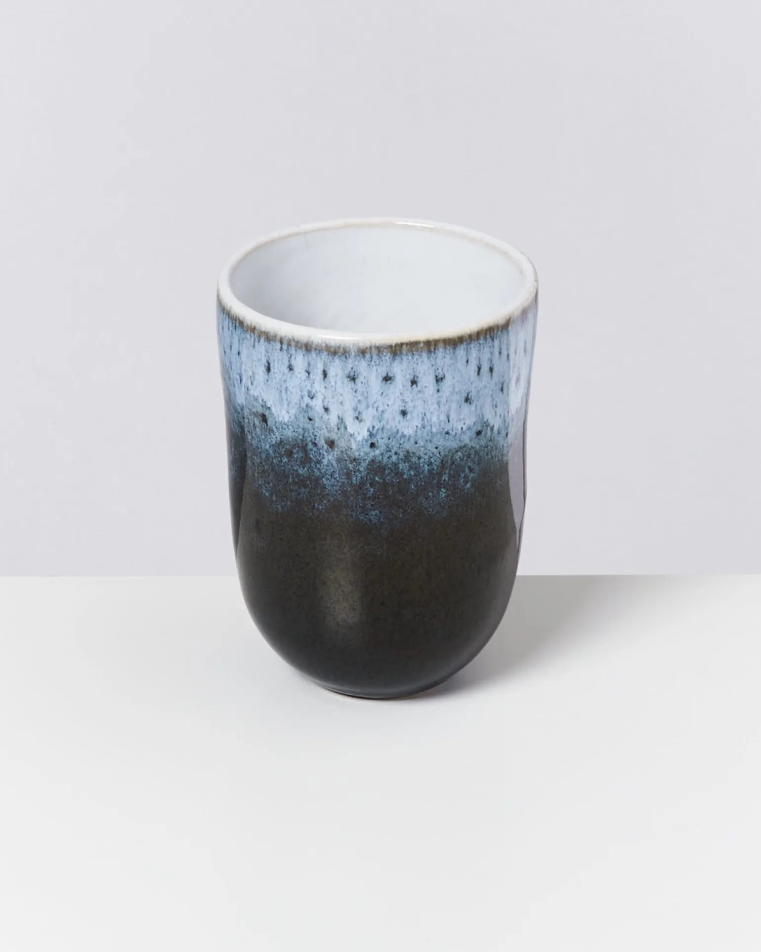 Alcachofra Becher groß schwarzblau