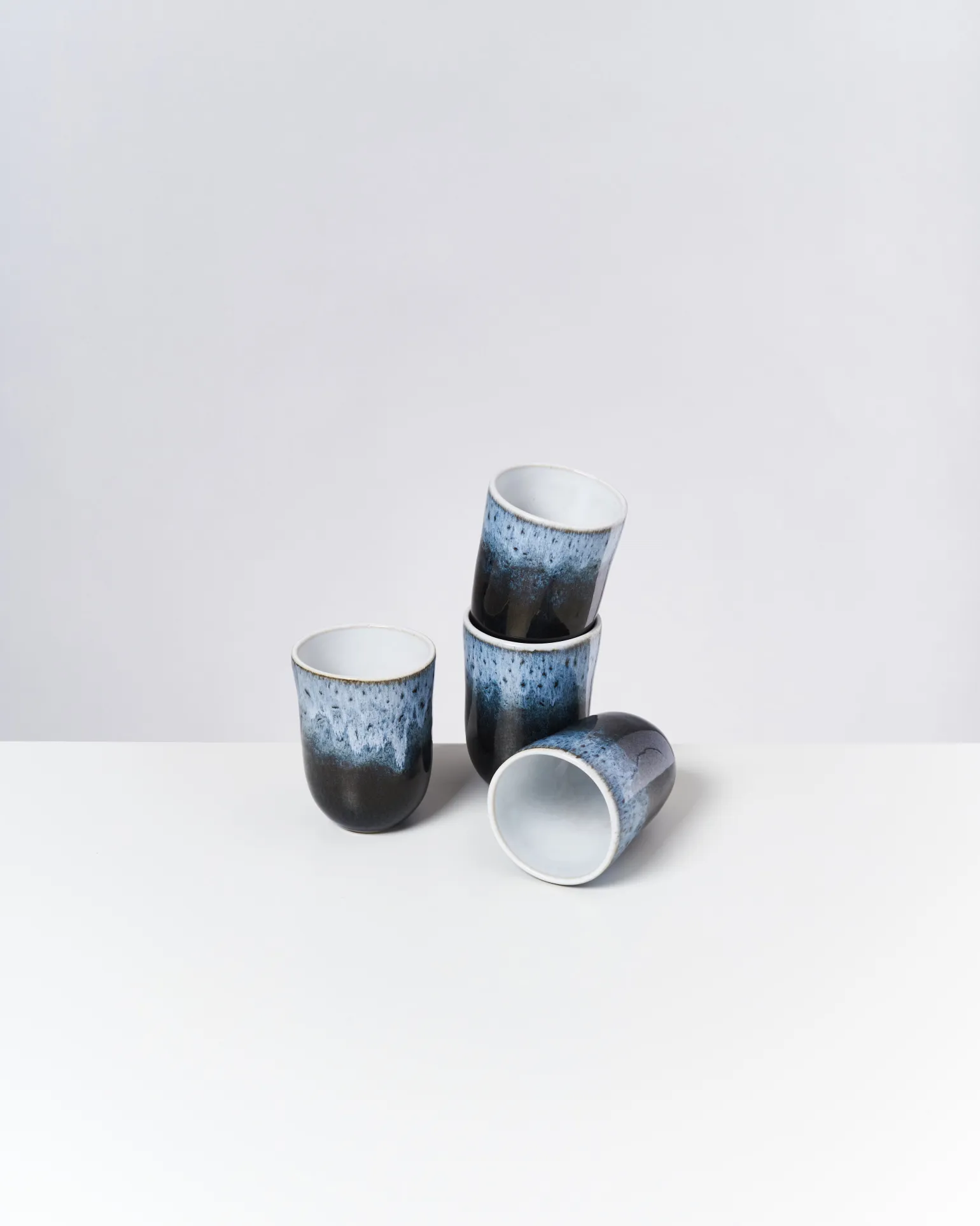 Alcachofra Becher groß schwarzblau