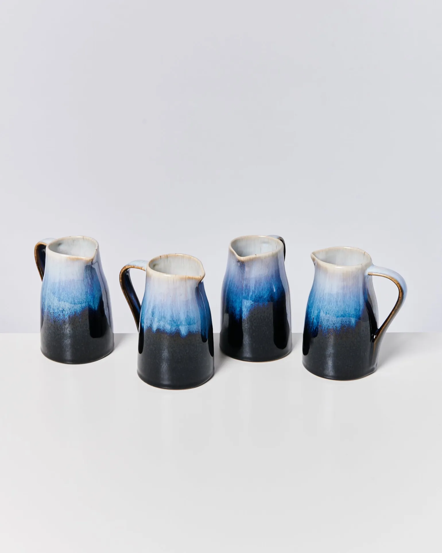 Alcachofra Milchkanne schwarzblau