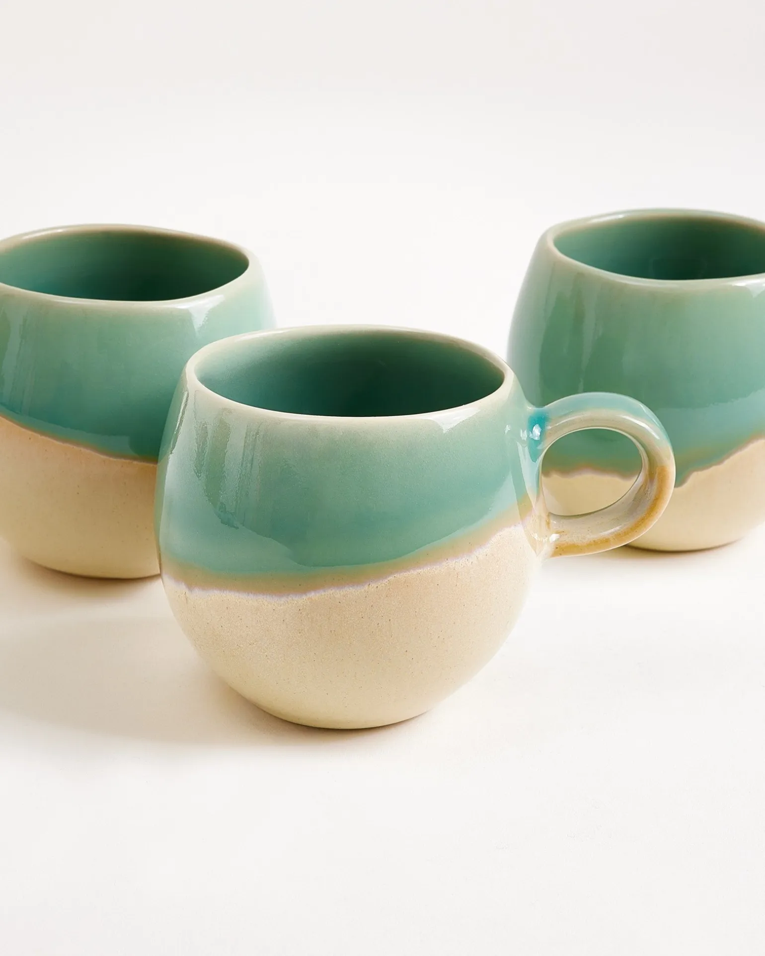 Bica Tasse klein hellgrün sand