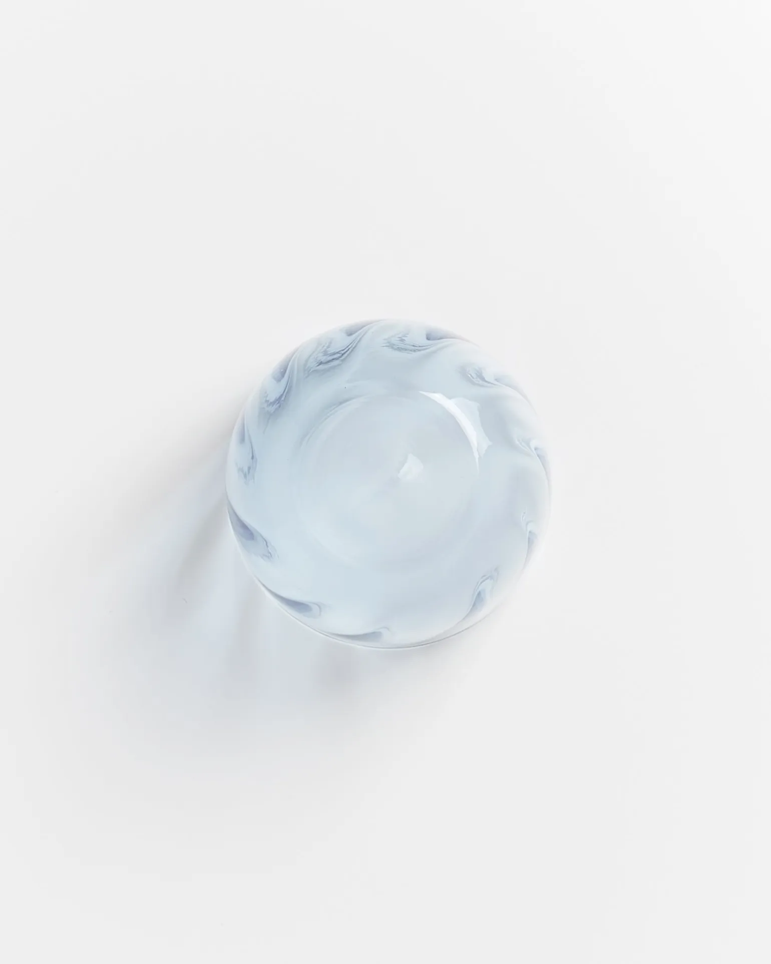 Calma Glas klein swirl blau