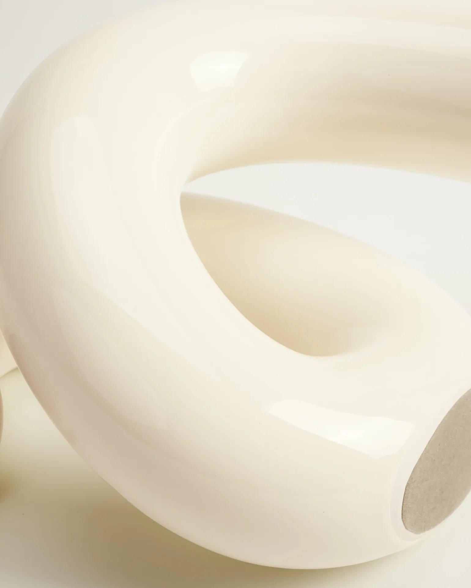 MaM x Ju Schnee Keramiklampe off-white
