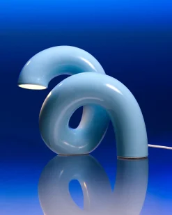 MaM x Ju Schnee Keramiklampe hellblau