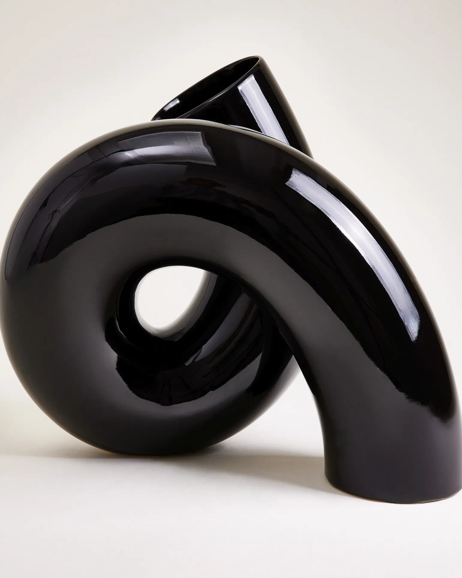 MaM x Ju Schnee Vase XL schwarz