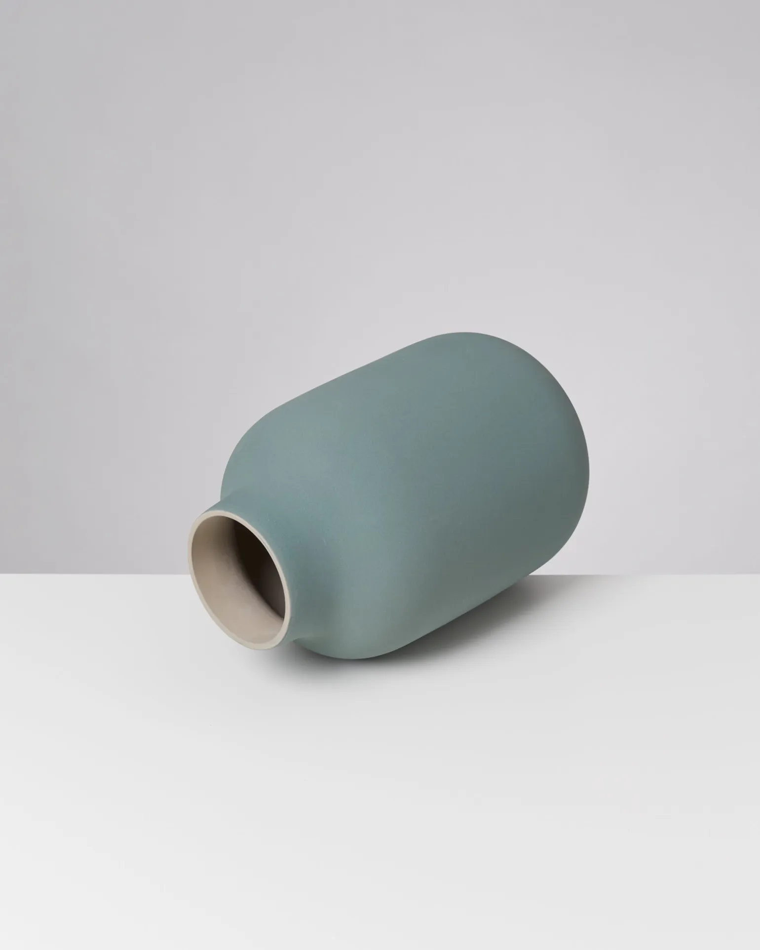 Nuno Vase L eco grün