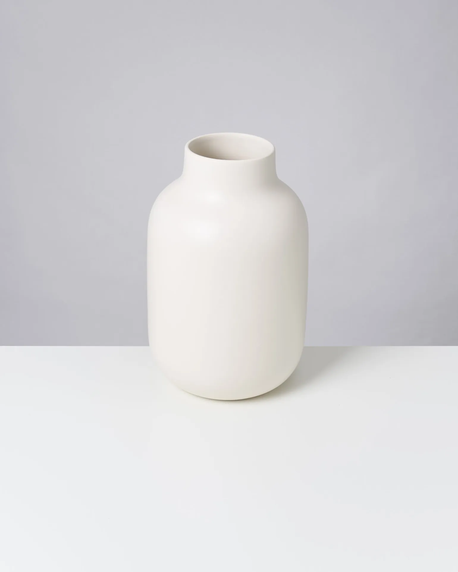 Nuno Vase L matt sand