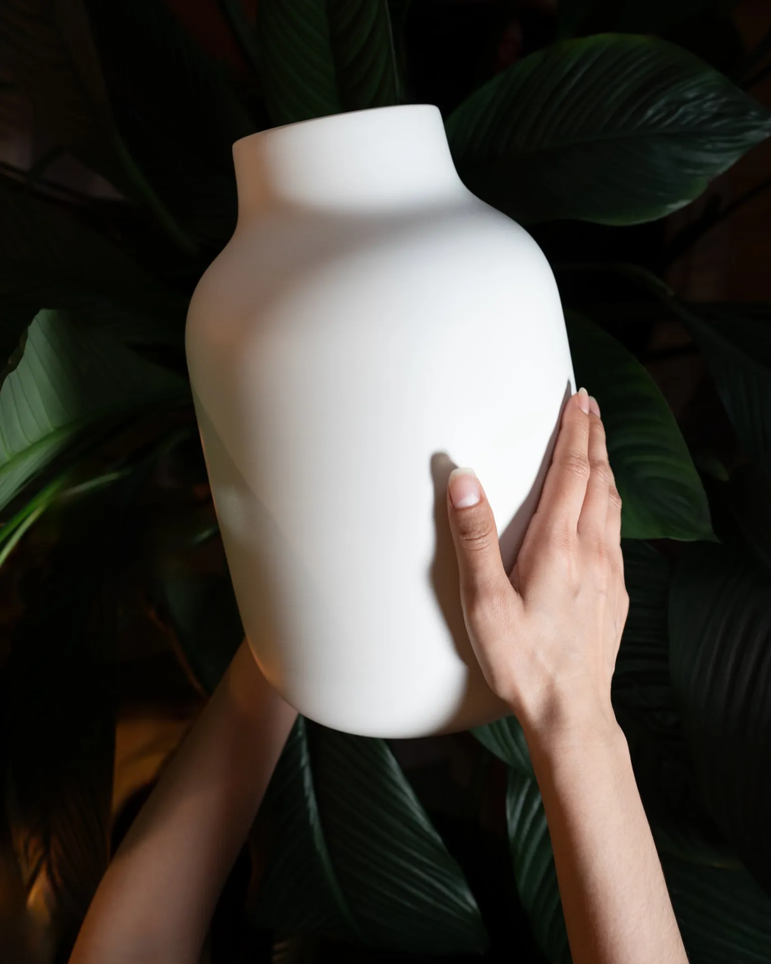 Nuno Vase L matt sand