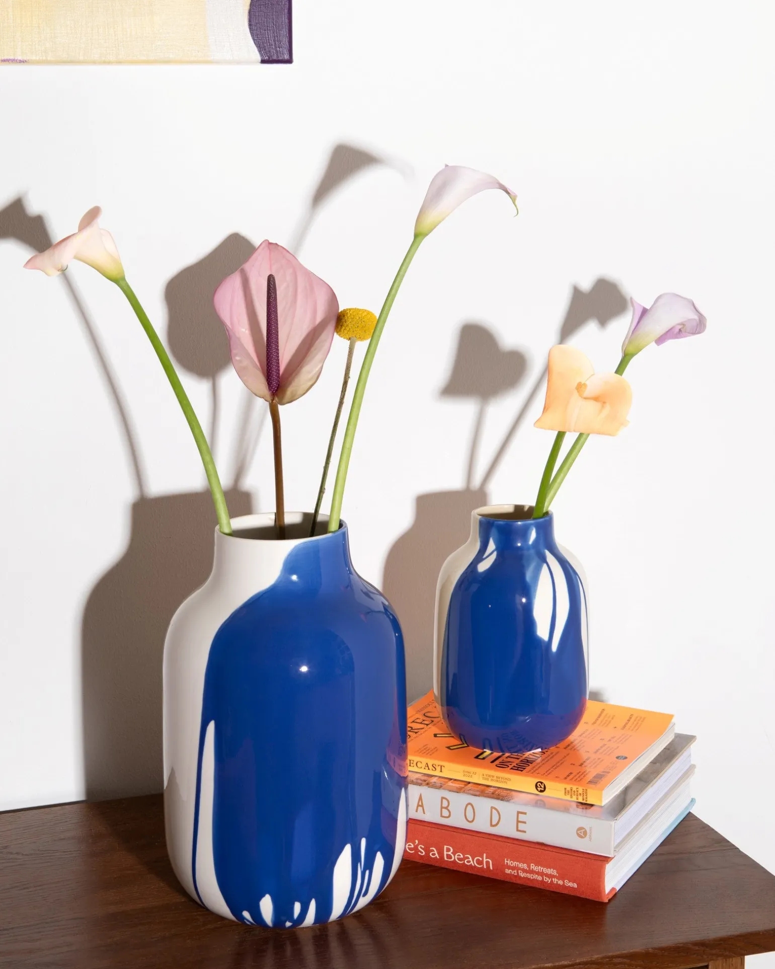 Nuno Vase M drip sand blau
