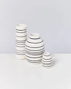 Nuno Vase M gestreift schwarz weiß