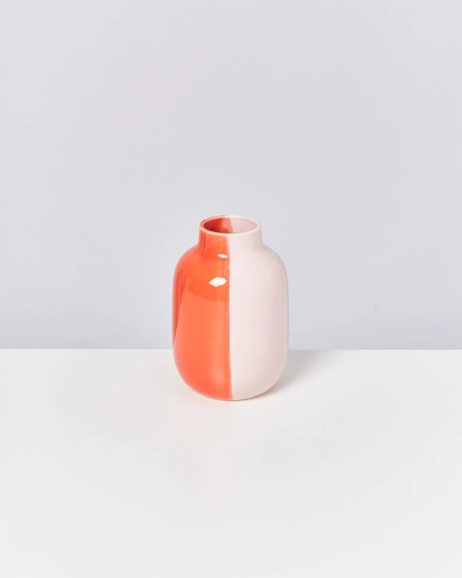 Nuno Vase M half coral rosé