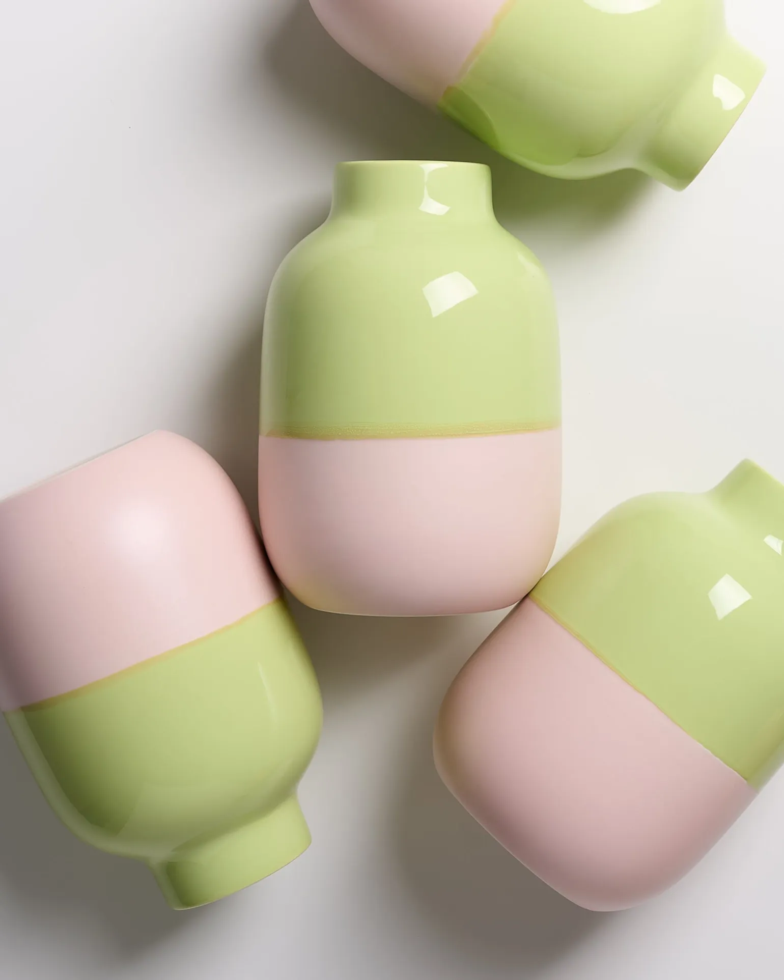 Nuno Vase M lime rosé