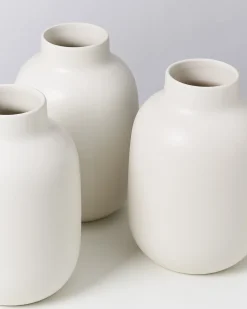Nuno Vase M matt sand