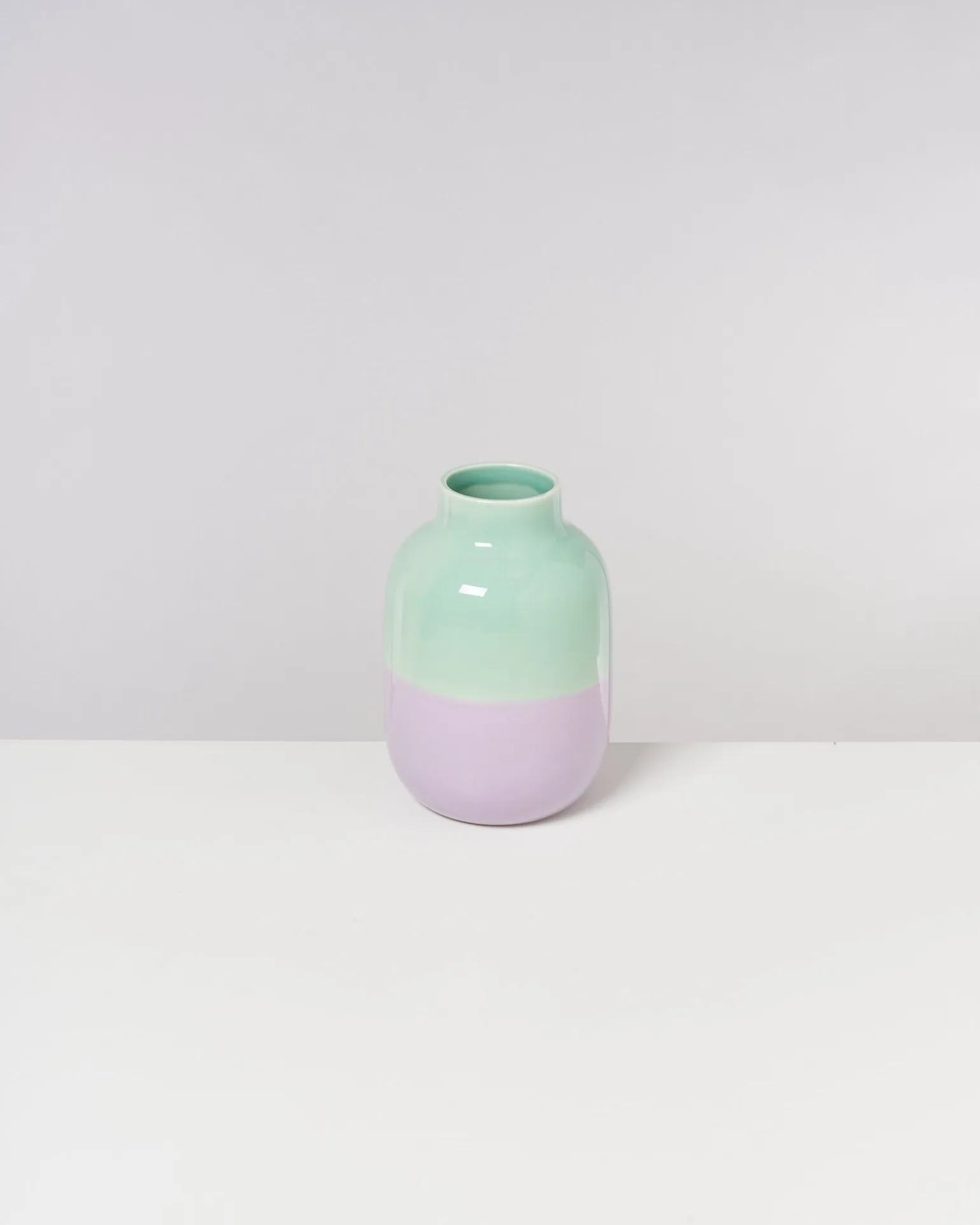 Nuno Vase M mint lila