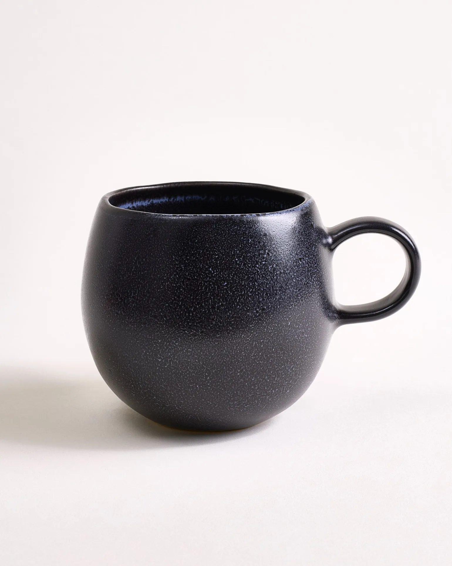 Turmalina Tasse groß schwarz