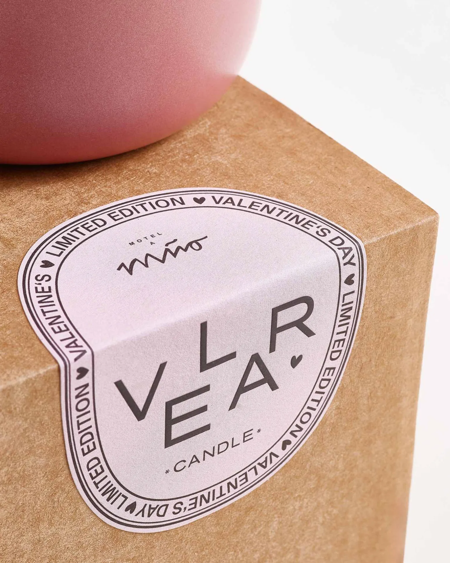 Velar Duftkerze Salted Zest rosa